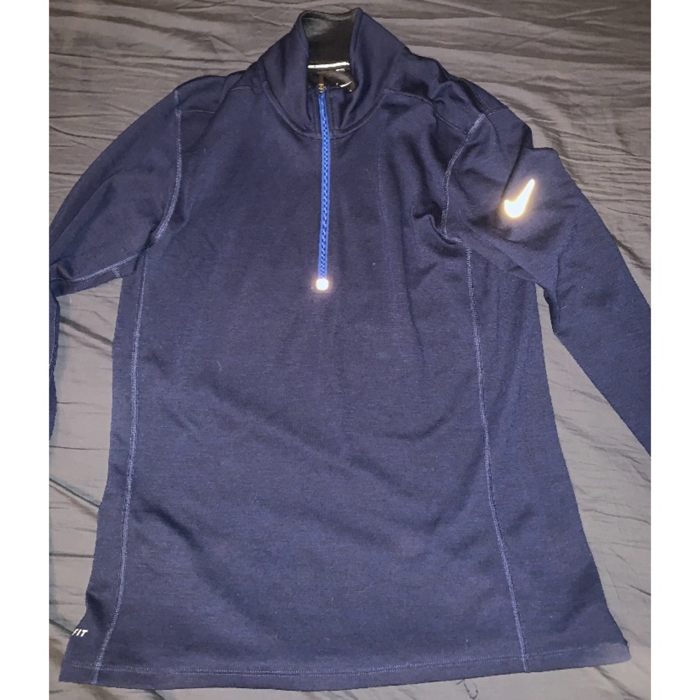 Men’s Nike Dri fit pullover size medium